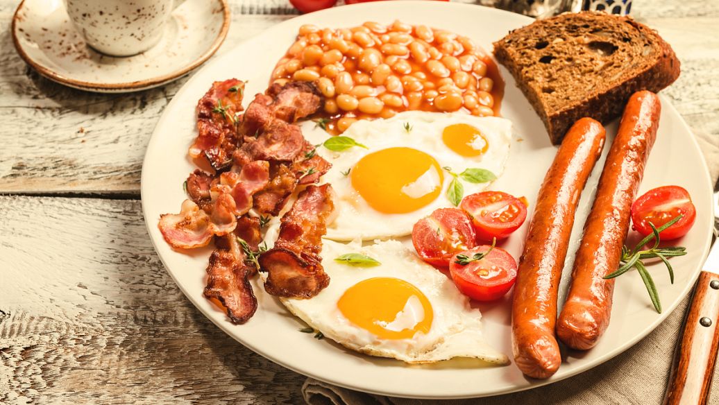 睡前吃哪些食物容易导致失眠 睡前吃哪些食物容易导致失眠