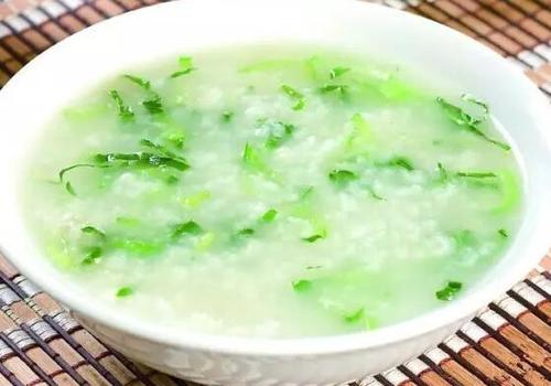 三种治疗偏头痛的食疗方