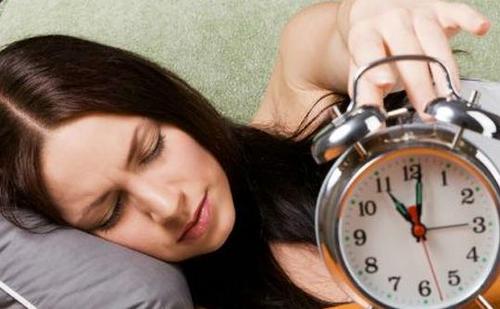 练习瑜伽告别睡眠问题 练习瑜伽告别睡眠问题